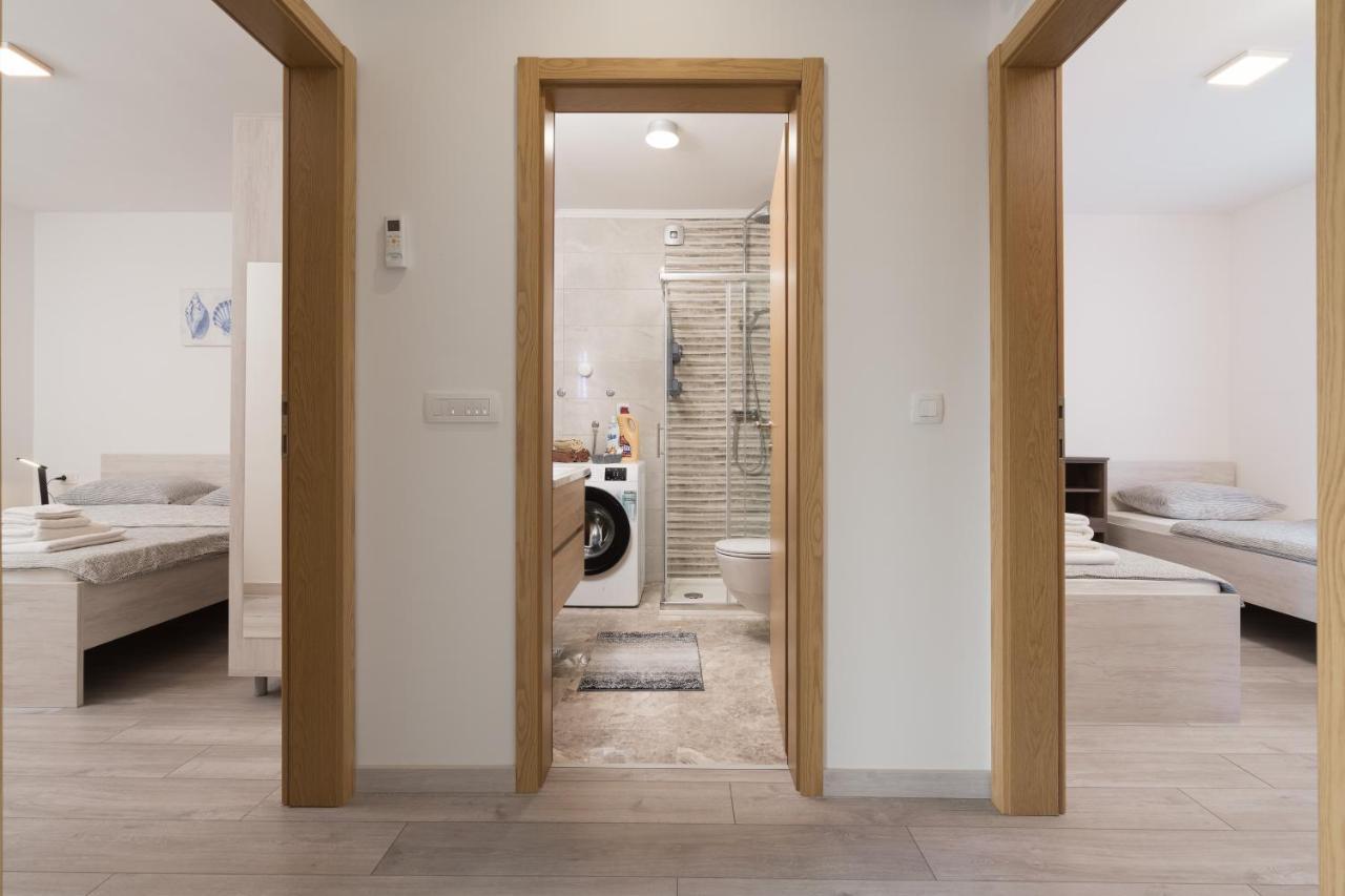 Apartmani Villa Ruby Linardici ภายนอก รูปภาพ