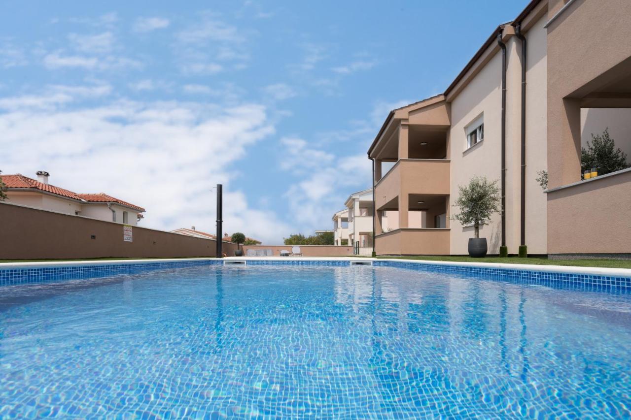 Apartmani Villa Ruby Linardici ภายนอก รูปภาพ